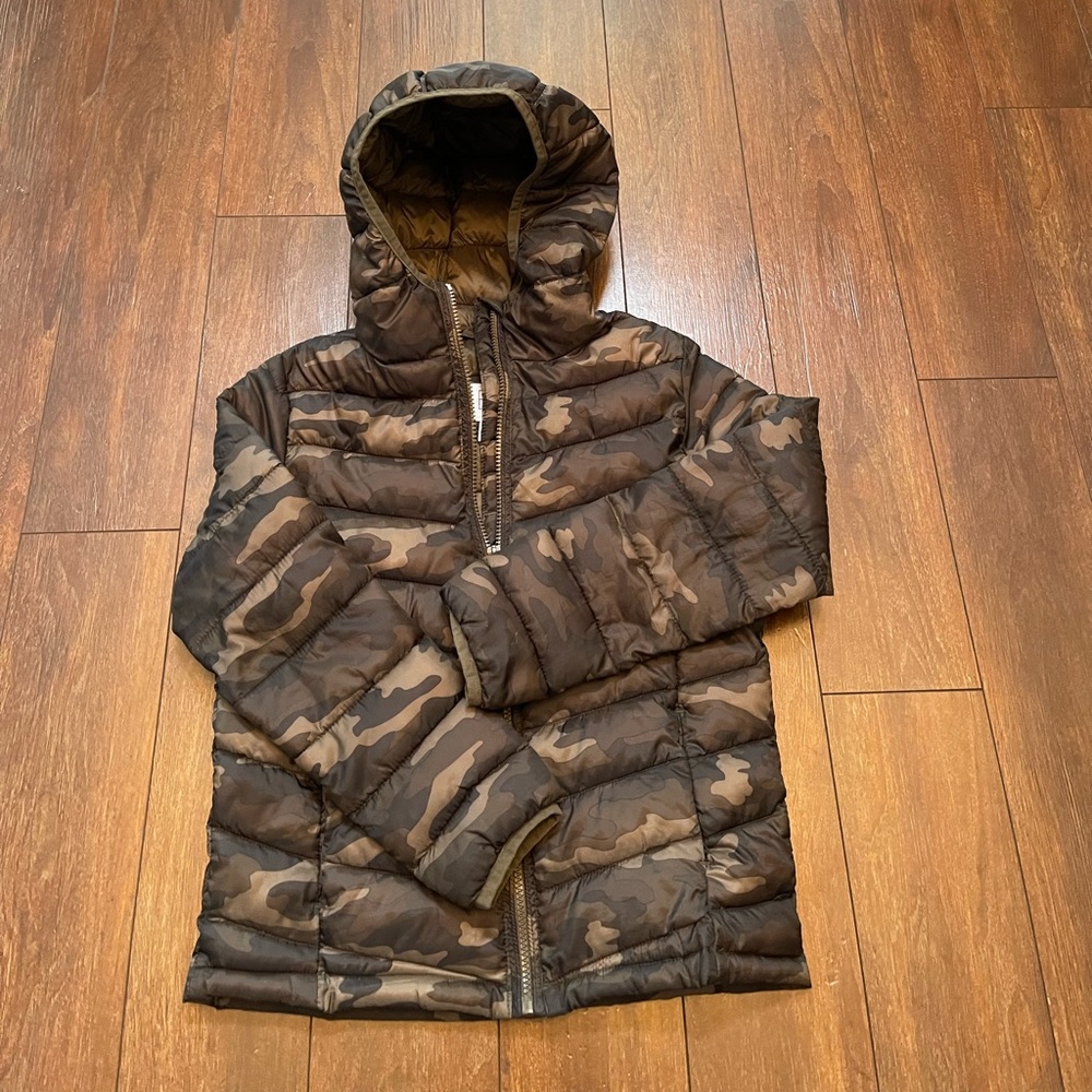 Camo puffer lightweight jacket